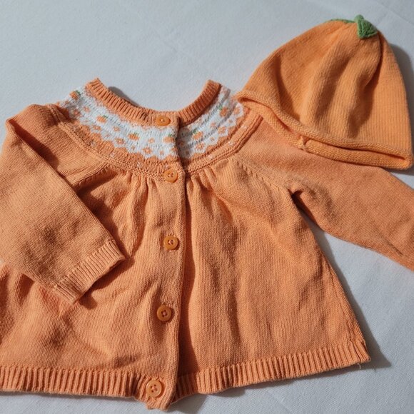 Gymboree Outlet 3-6 month sweater & 0-6 month Hat USED set. - Picture 2 of 2
